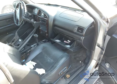 2001 Nissan Pathfinder Le from USA, damaged, VIN JN8DR09Y41W616674